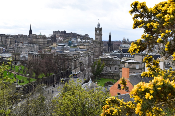 How to Land the Best Jobs in Edinburgh
